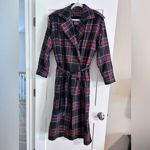 Women’s plaid lined raincoat